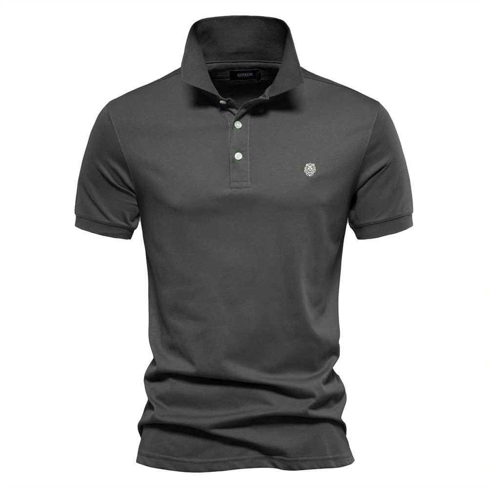 West Louis: Exklusives Polo aus 100% Baumwolle mit edler Stickerei. Ein Stil für immer.